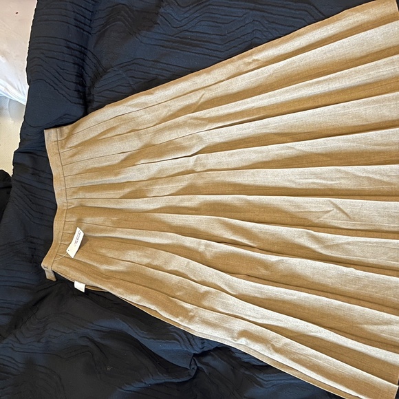 Vintage Tan Preppy Classic High Waist Midi Size 12 100% Wool Talbots skirt - Picture 4 of 4